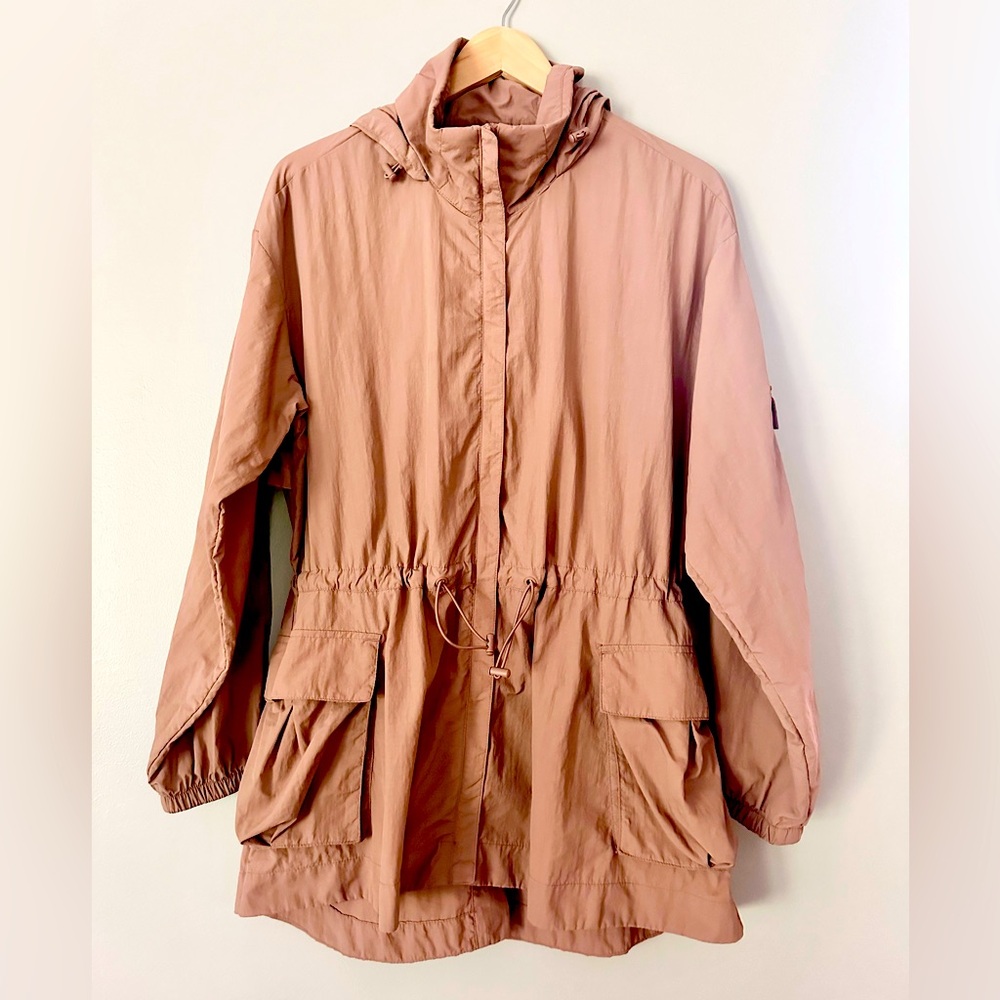 Women’s Cinched Waist Wind/Rainproof Jacket Size XS